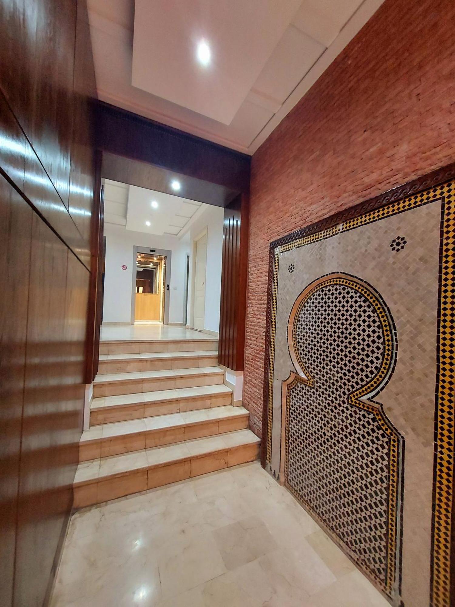 luxury apartment of 80m2 , 1minute from hassan2 mosquè from family , pour famille , INTERDIT COUPLES ARAABIC NON MARIÉ, FORBIDDEN UNMARRIED ARAABIC COUPLES Casablanca Esterno foto